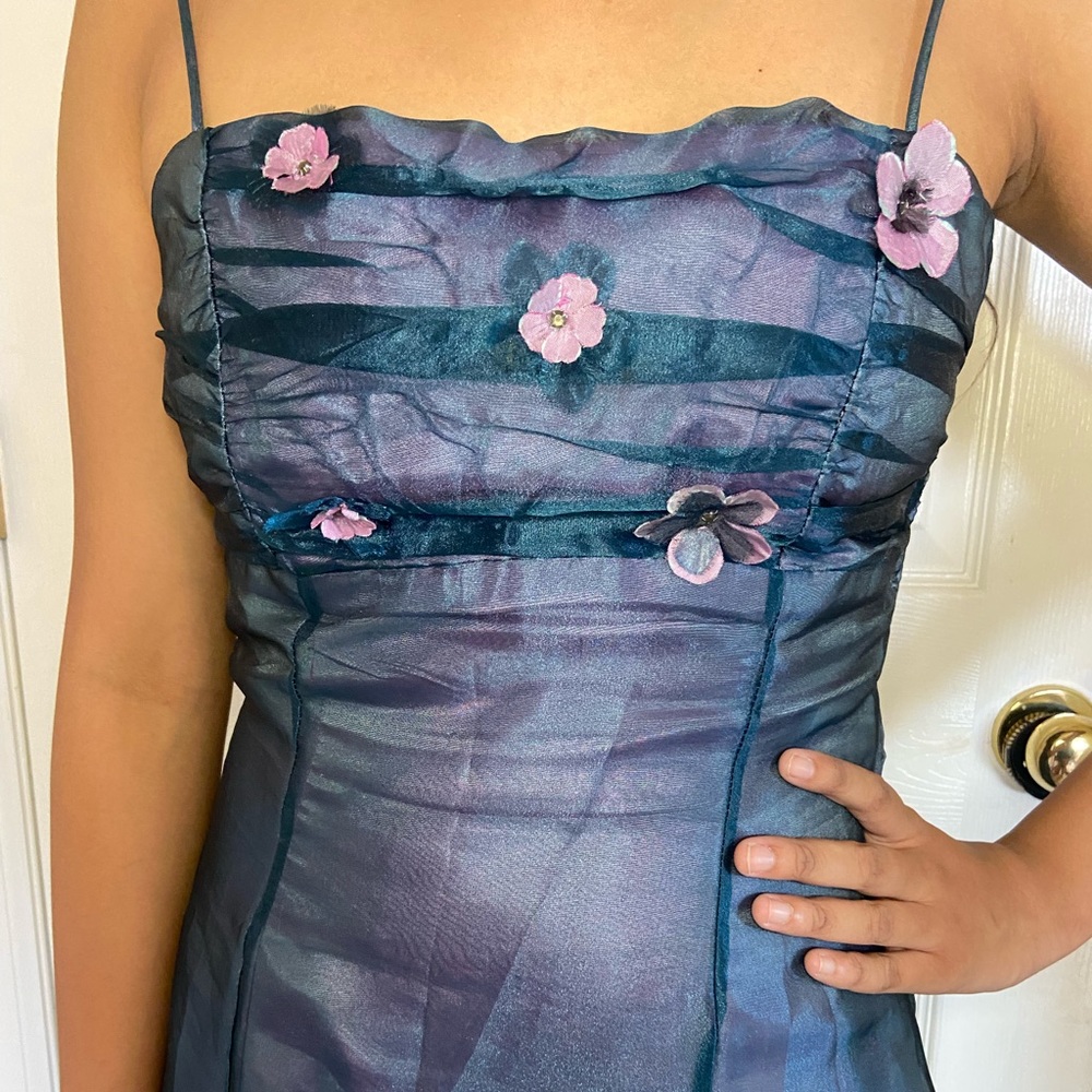 90s vintage gown 🌙